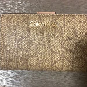 Calvin Klein wallet, also selling matching bag